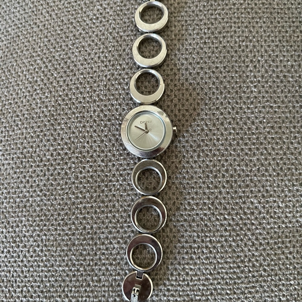 Dkny Watch - image 2